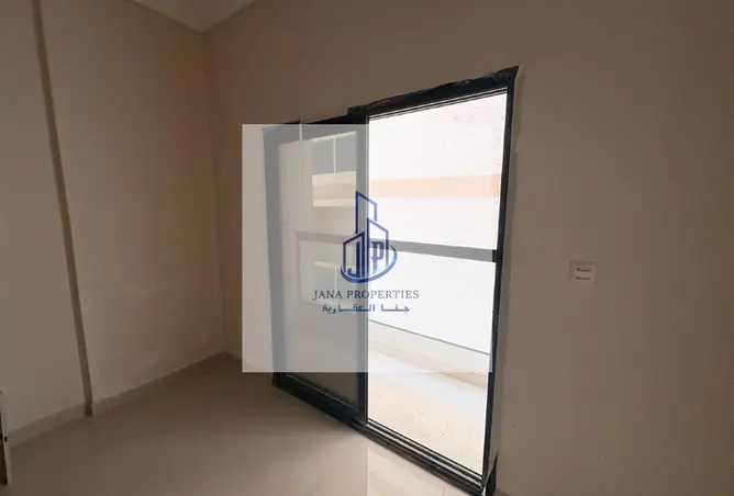 120161604 - Property Image 3