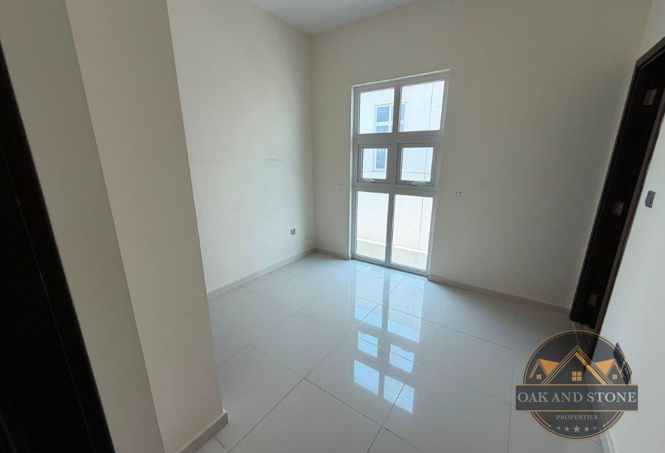 Corner Unit | 3BR + Maid | Spacious Family Home photo 7