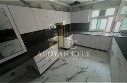 Apartment - 2 Bedrooms - 3 Bathrooms for rent in Al Mowaihat 3 - Al Mowaihat - Ajman