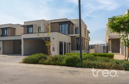 Townhouse - 4 - 4 for sale in Jebel Ali Village Townhouses - Jebel Ali Village - Jebel Ali - Dubai