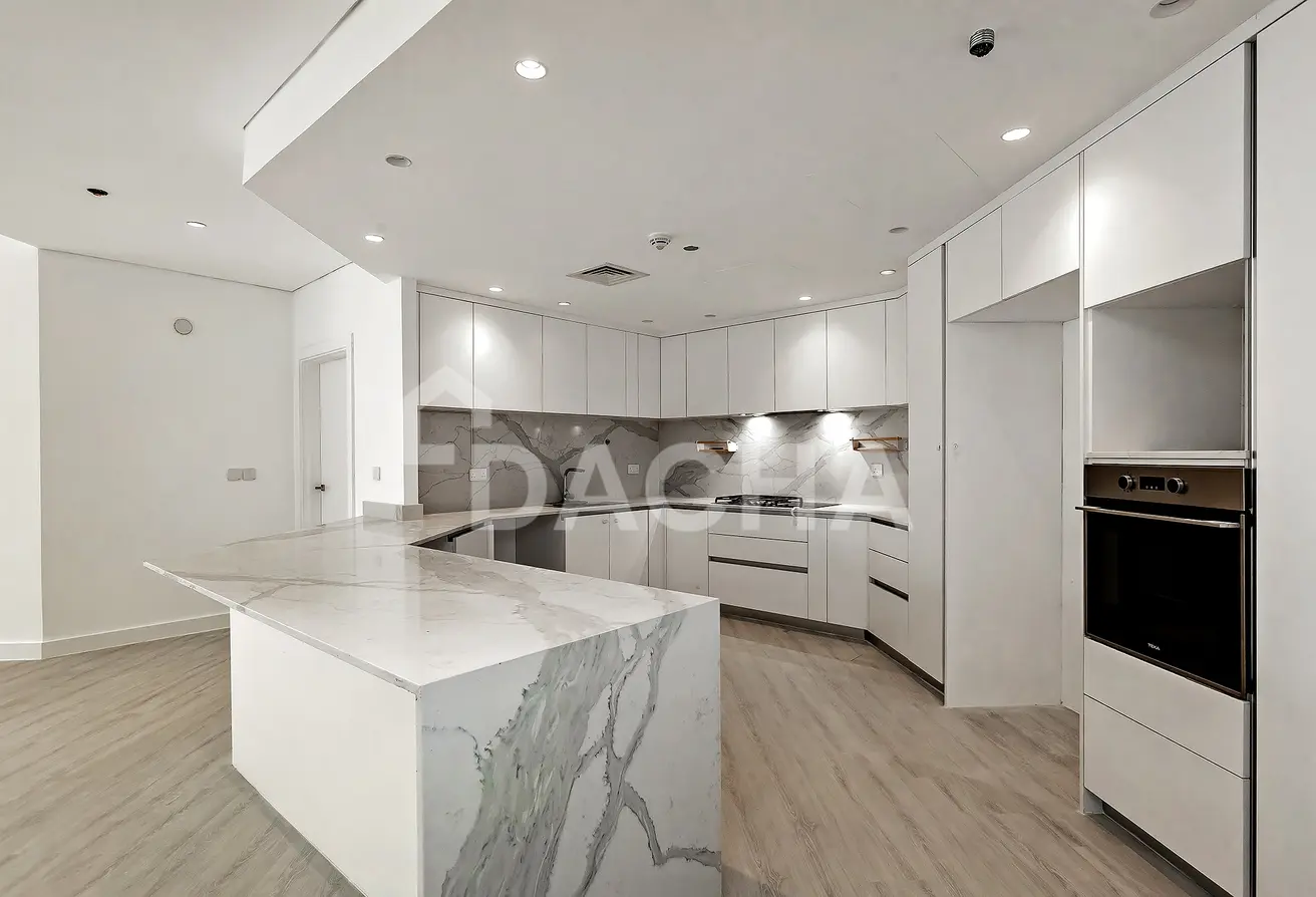 156905924 - Property Main Image