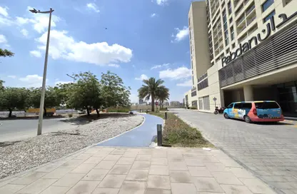 Apartment - 2 Bedrooms - 2 Bathrooms for rent in Rabdan Building - Motor City - Dubai