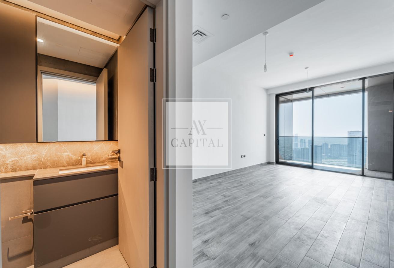 Brand New Corner Unit | High Floor | Vacant photo 7