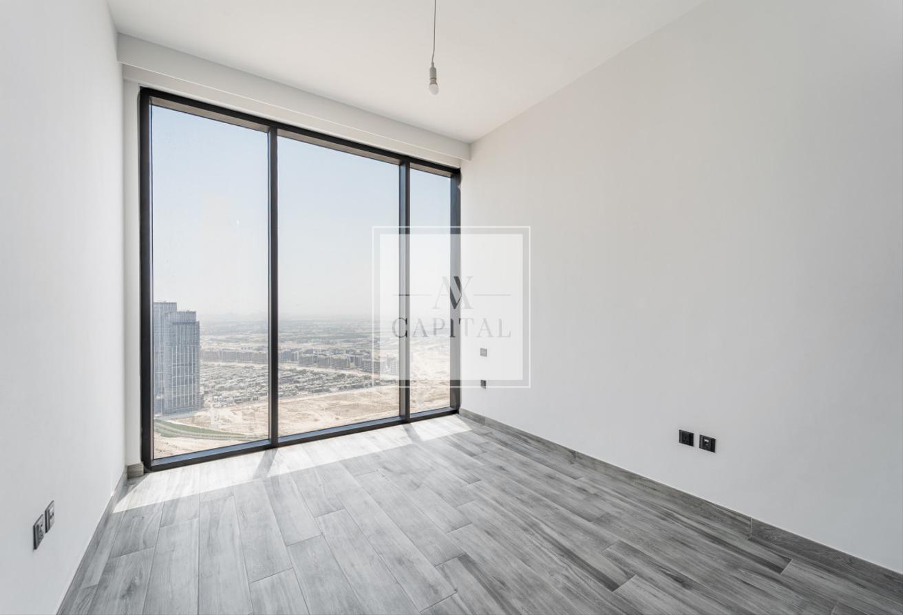 Brand New Corner Unit | High Floor | Vacant photo 6