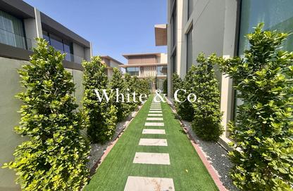 Villa - 4 Bedrooms - 5 Bathrooms for sale in Nad Al Sheba Gardens 2 - Nad Al Sheba Gardens - Nad Al Sheba 1 - Nad Al Sheba - Dubai