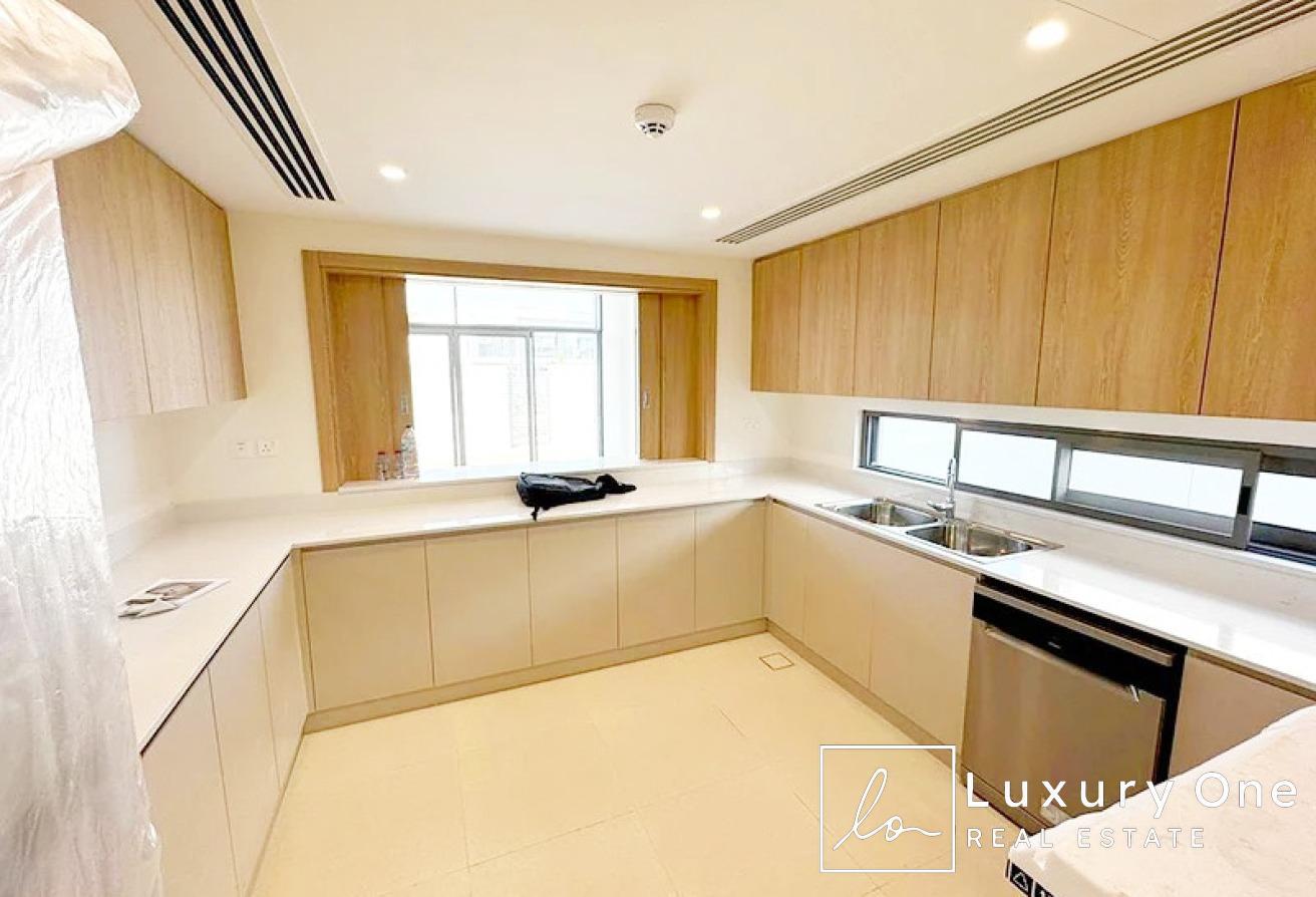 Brand New | Rooftop Terrace | Close to Amenities photo 4
