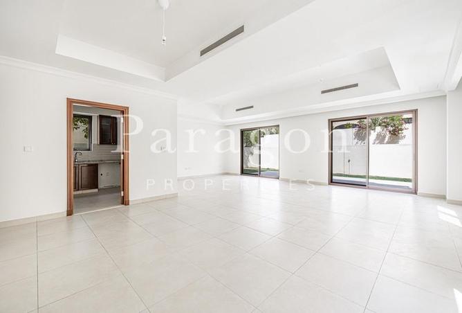 74626229 - Property Image 3