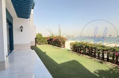 Villa - 5 Bedrooms - 6 Bathrooms for rent in Palma Residences - Palm Jumeirah - Dubai
