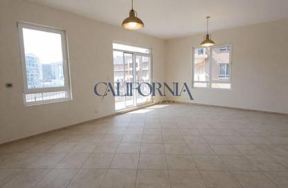 Apartment - 3 Bedrooms - 4 Bathrooms for rent in Abbey Crescent 2 - Abbey Crescent - Motor City - Dubai