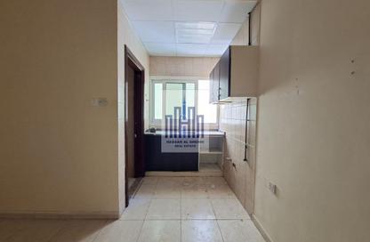 Apartment - Studio - 1 Bathroom for rent in Muwaileh 3 Building - Muwaileh - Sharjah