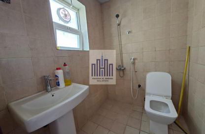 Apartment - Studio - 1 Bathroom for rent in Muwaileh 3 Building - Muwaileh - Sharjah