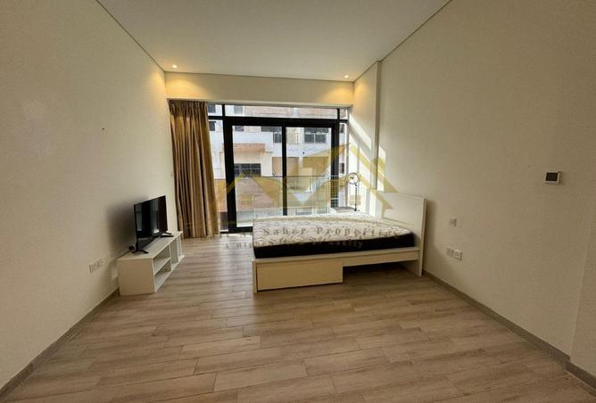 100836005 - Property Image 3