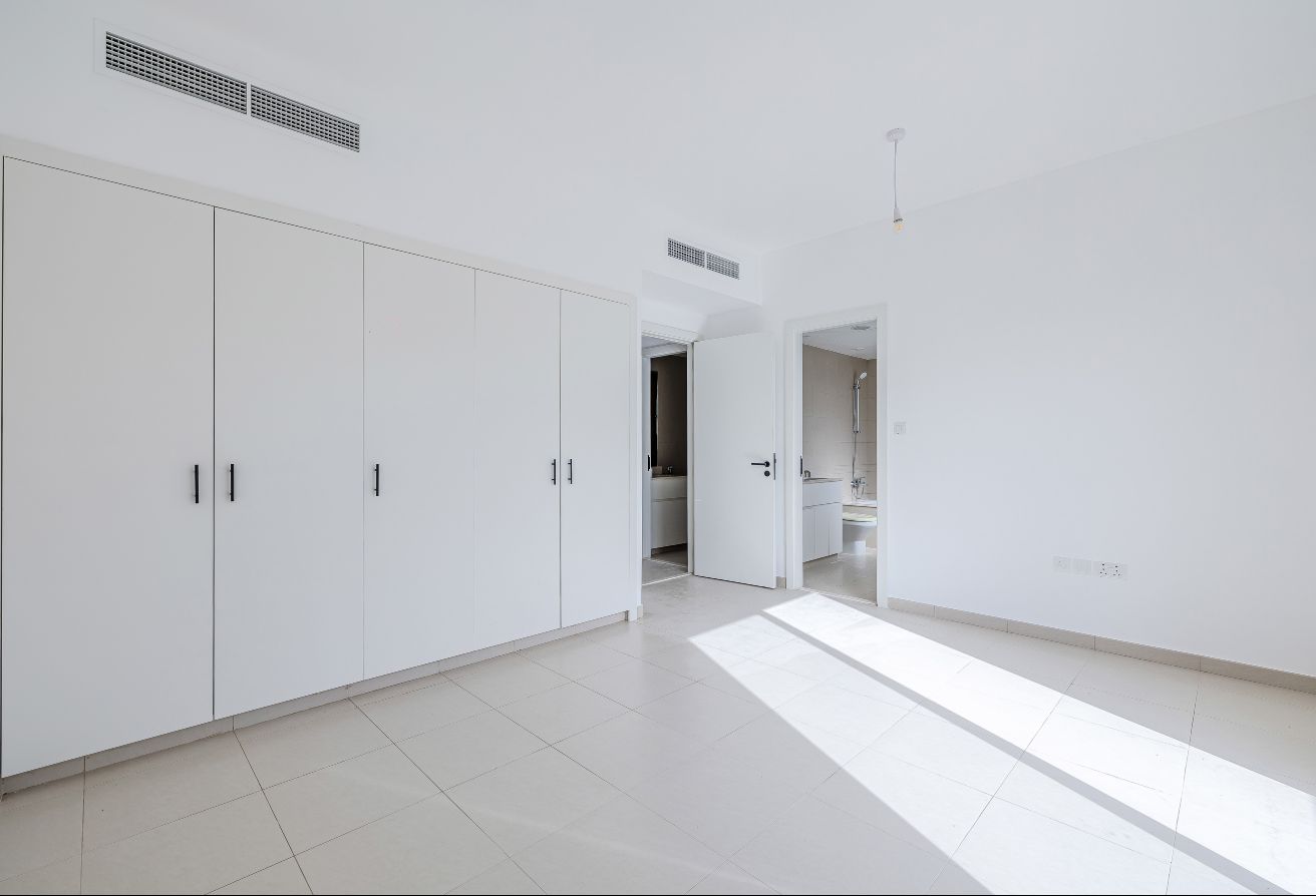 3 bedroom townhouse in Safi Townhouses, Town Square: 15