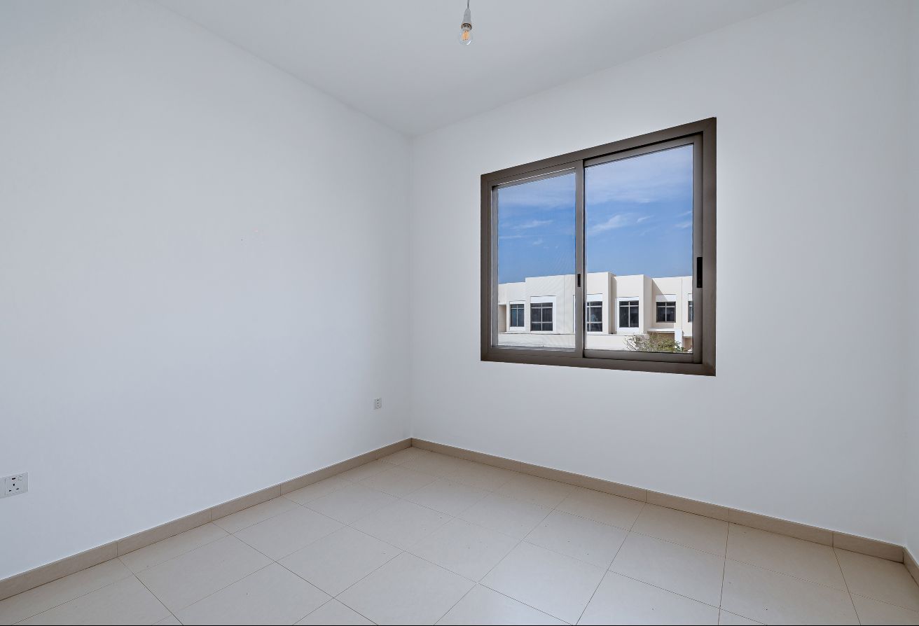 3 bedroom townhouse in Safi Townhouses, Town Square: 10