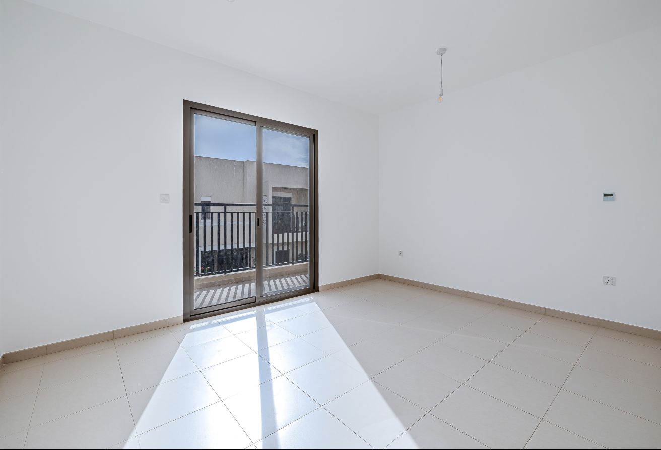 3 bedroom townhouse in Safi Townhouses, Town Square: 14