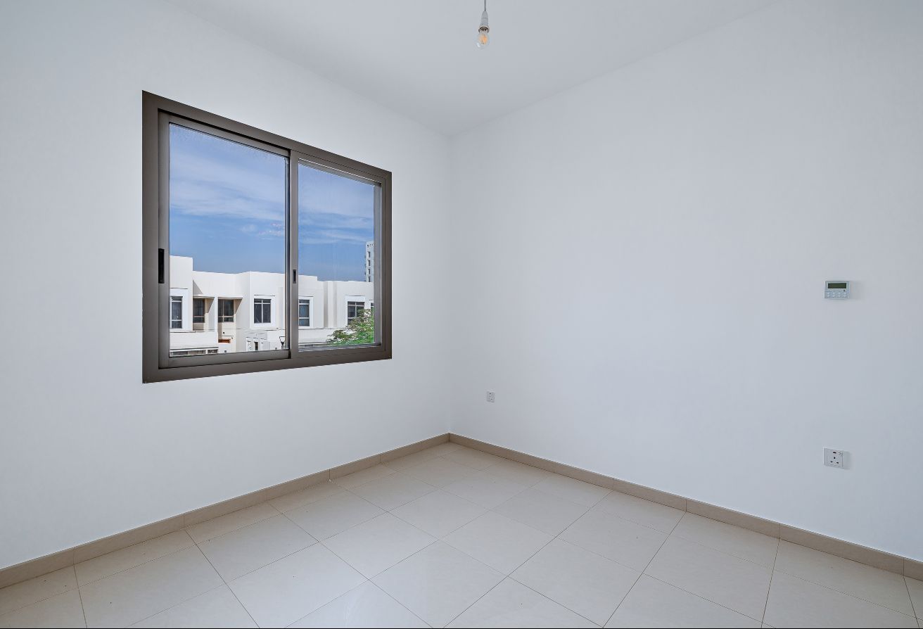 3 bedroom townhouse in Safi Townhouses, Town Square: 12
