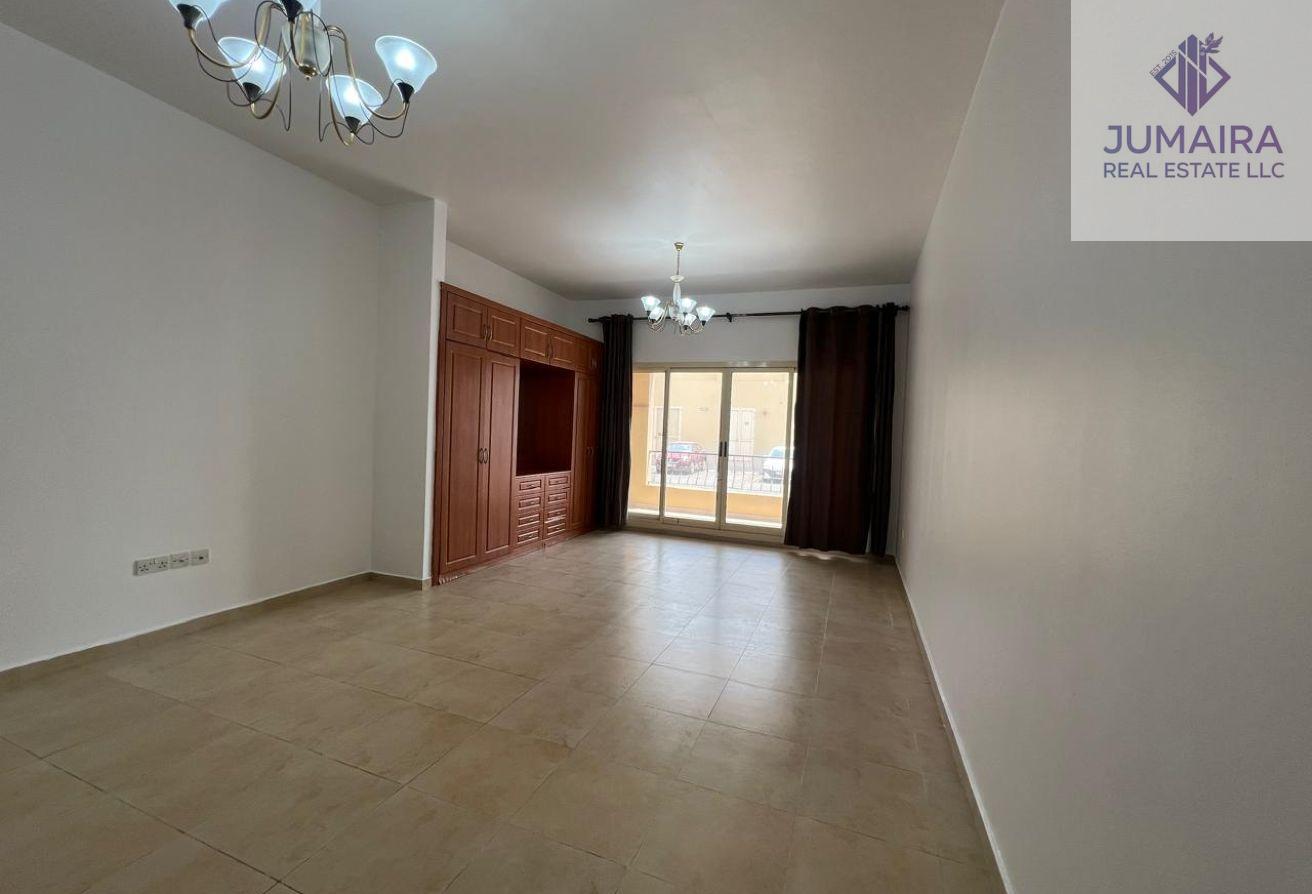 Cozy Studio/Prime Location/Behind Al Hamra Mall
