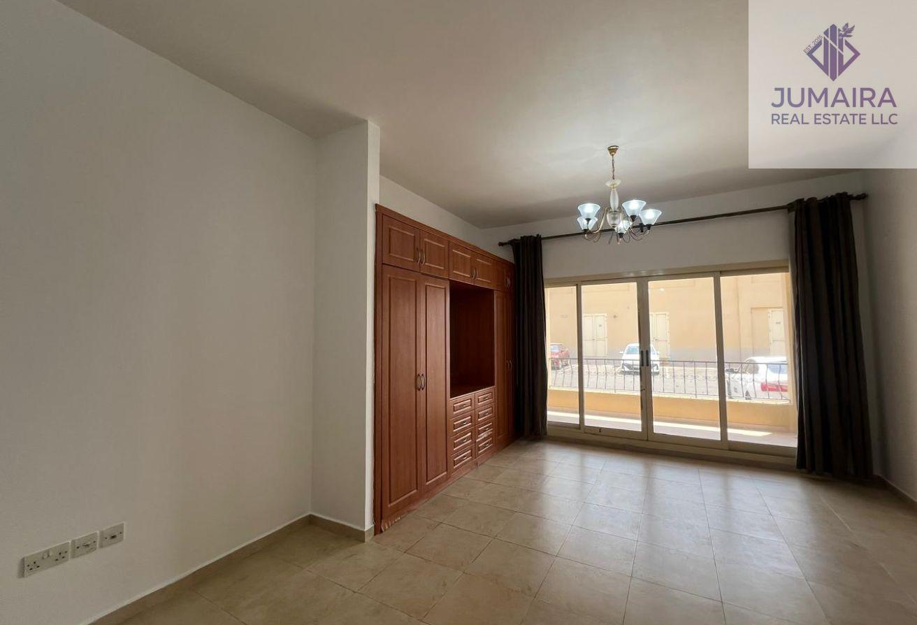 Cozy Studio/Prime Location/Behind Al Hamra Mall