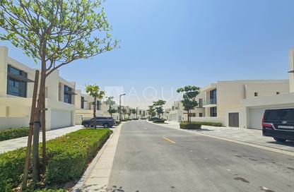 Villa - 4 Bedrooms - 7 Bathrooms for rent in District One Phase III - District One - Mohammed Bin Rashid City - Dubai