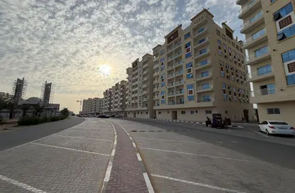 Apartment - 2 Bedrooms - 3 Bathrooms for sale in Al Ameera Village - Ajman
