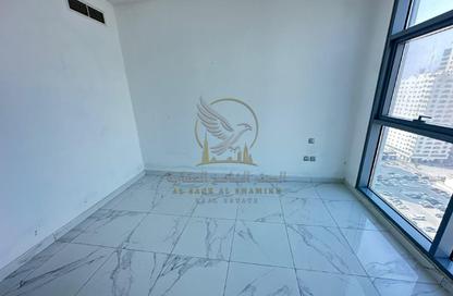 Apartment - 2 - 3 for rent in Al Majaz 1 - Al Majaz - Sharjah