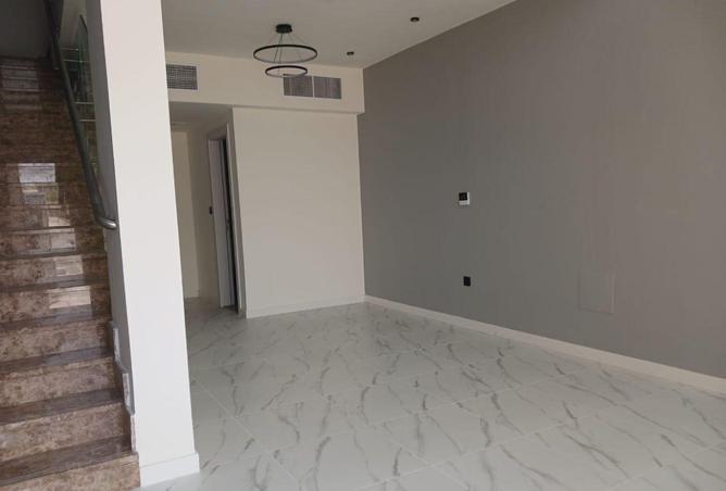 70685844 - صورة العقار 2