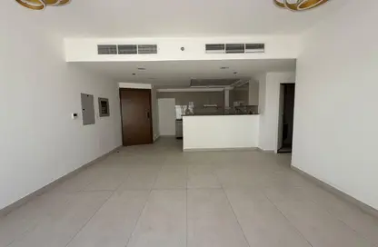 شقة - 2 غرف نوم - 3 حمامات للايجار في فالورا ريزيدنس - ند الشبا 1 - ند الشبا - دبي