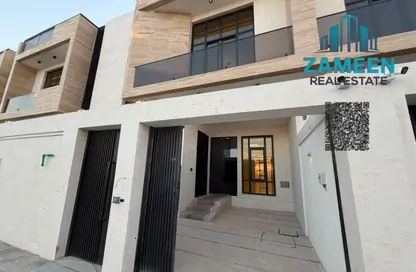 Townhouse - 4 Bedrooms - 6 Bathrooms for sale in Al Yasmeen 1 - Al Yasmeen - Ajman