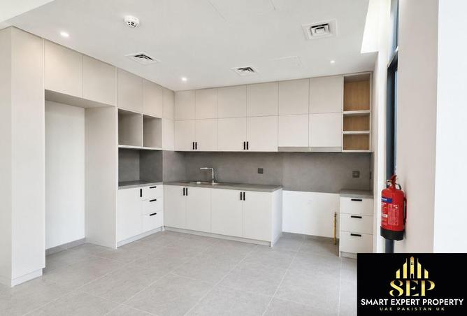 128849995 - Property Main Image