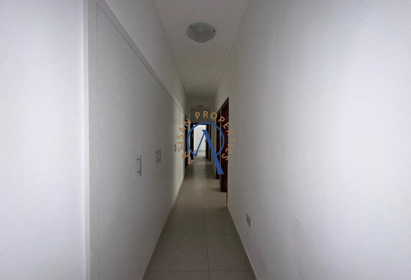 STAFF ACCOMMODATION | MULTIPLE UNITS | CALL NOW photo 13