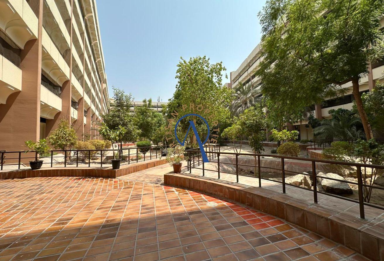 STAFF ACCOMMODATION | MULTIPLE UNITS | CALL NOW photo 19