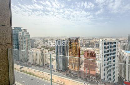 Apartment - 1 Bedroom - 2 Bathrooms for rent in Maze Tower - Sheikh Zayed Road - Dubai