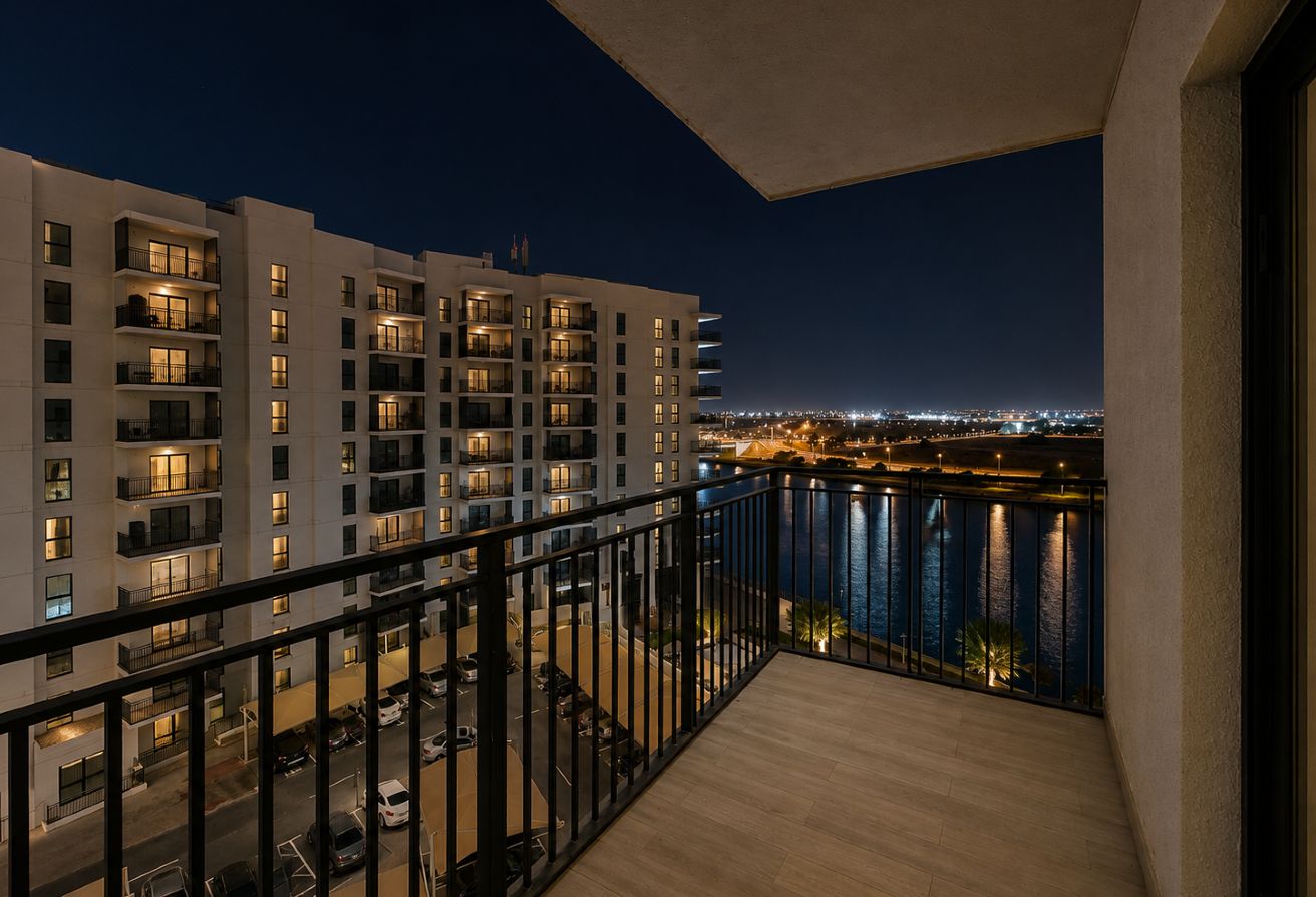 Waterfront Living I Rent Spacious Studio I Vacant