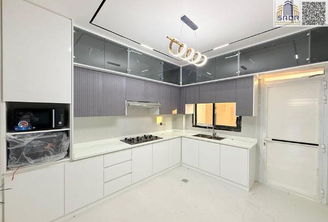 76168394 - Property Image 3