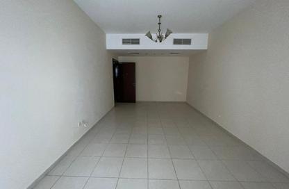 Apartment - 2 Bedrooms - 2 Bathrooms for rent in Thuraya Al Majaz Building - Al Majaz 3 - Al Majaz - Sharjah