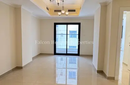 Apartment - 1 Bedroom - 2 Bathrooms for rent in Al Mashroom 1 - Al Warqa'a 1 - Al Warqa'a - Dubai Apartment - 1 Bedroom - 2 Bathrooms for rent in Al Mashroom 1 - Al Warqa'a 1 - Al Warqa'a - Dubai