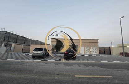 Show Room - Studio for rent in Al Sajaa S - Al Sajaa - Sharjah