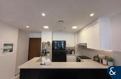 Apartment - 3 Bedrooms - 3 Bathrooms for sale in Zahra Breeze Apartments 3A - Zahra Breeze Apartments 3 - Zahra Breeze Apartments - Town Square - Dubai