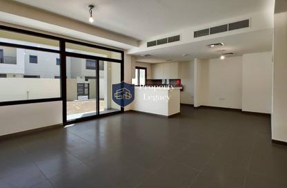 Townhouse - 3 Bedrooms - 4 Bathrooms for rent in Naseem Townhouses - Town Square - Dubai