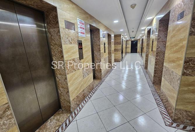 100448209 - Property Image 2