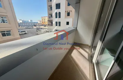 Apartment - 2 Bedrooms - 3 Bathrooms for rent in Al Rawdha Residence C98 - Rawdhat Abu Dhabi - Abu Dhabi
