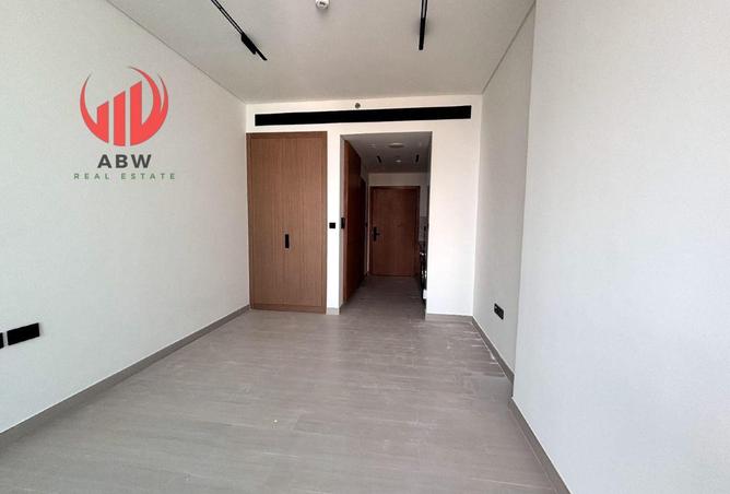 103277805 - Property Image 2