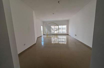 Apartment - 3 - 3 for rent in Al Majaz 3 - Al Majaz - Sharjah