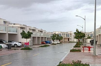 Townhouse - 3 - 3 for rent in Basswood - Damac Hills 2 - Dubai Townhouse - 3 - 3 for rent in Basswood - Damac Hills 2 - Dubai