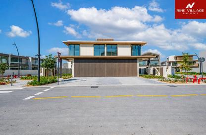 Villa - 3 Bedrooms - 5 Bathrooms for sale in Nad Al Sheba Gardens 3 - Nad Al Sheba Gardens - Nad Al Sheba 1 - Nad Al Sheba - Dubai