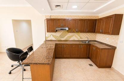 Apartment - 2 - 2 for rent in Dubai Healthcare City - Bur Dubai - Dubai