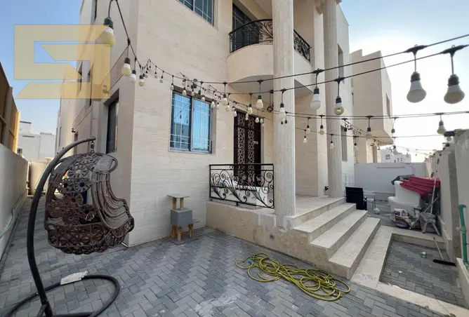 152842792 - Property Image 2