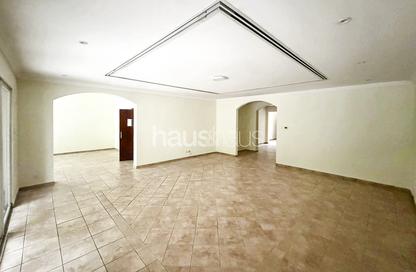 Townhouse - 4 - 4 for rent in Green Community East - Green Community - Dubai Investment Park 1 (DIP 1) - Dubai Investment Park (DIP) - Dubai