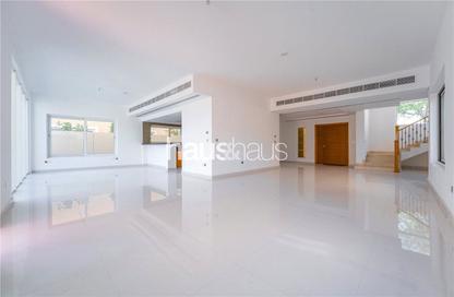 Villa - 4 Bedrooms - 4 Bathrooms for sale in Legacy Nova Villas - District 9 - Jumeirah Park - Dubai