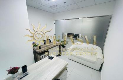 Office Space - 1 Bedroom - 1 Bathroom for rent in Aspin Tower - Sheikh Zayed Road - Dubai